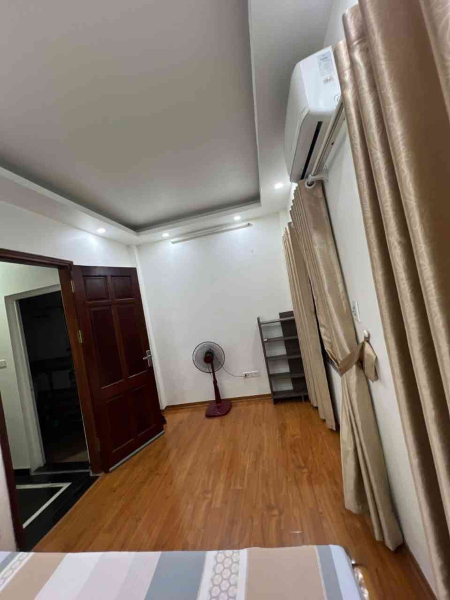 Bán nhà Đại Từ - diện tích 32m2 5 tầng - Ngõ nông - giá 8,8 tỷ
