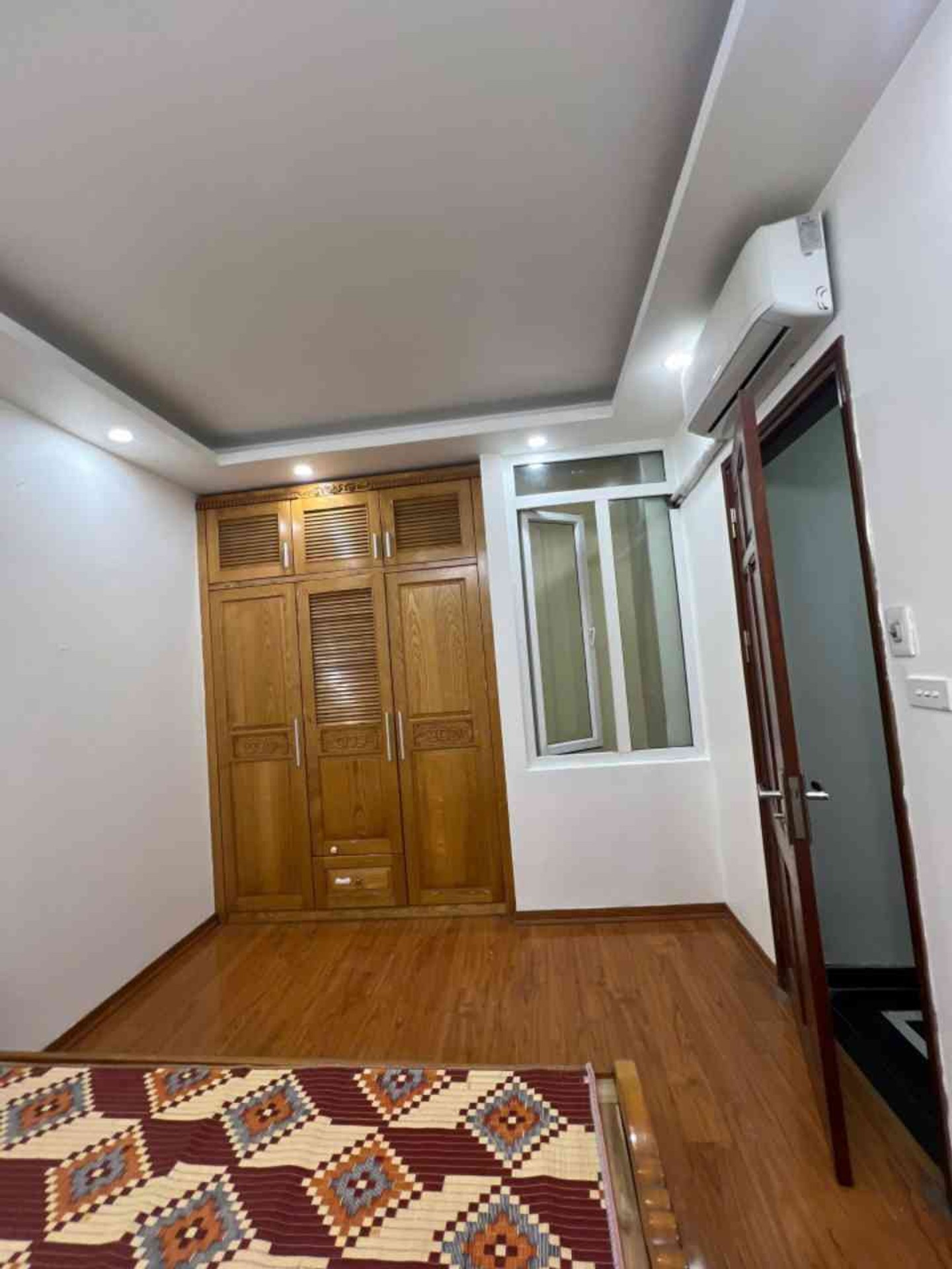 Bán nhà Đại Từ - diện tích 32m2 5 tầng - Ngõ nông - giá 8,8 tỷ