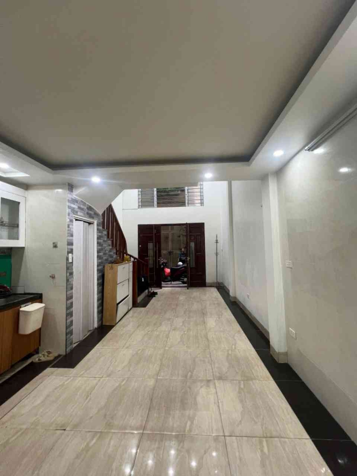 Bán nhà Đại Từ - diện tích 32m2 5 tầng - Ngõ nông - giá 8,8 tỷ