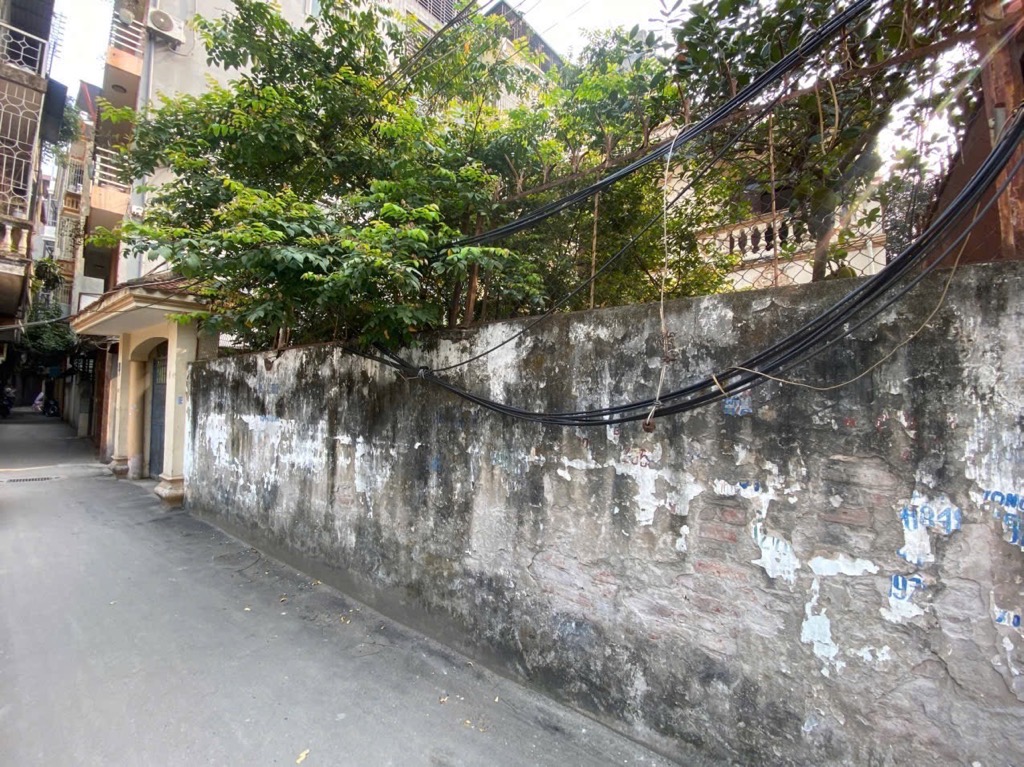 Bán nhà Nguyễn Trãi - diện tích 215m2 2 tầng - Lô góc - giá 58 tỷ