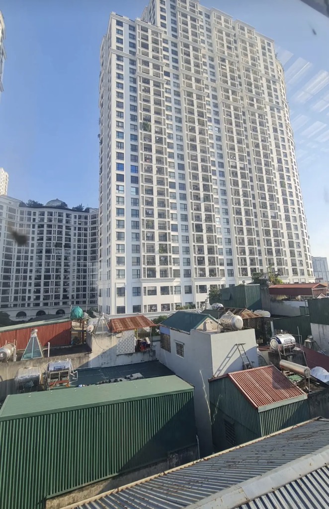 Bán nhà Nguyễn Trãi - diện tích 215m2 2 tầng - Lô góc - giá 58 tỷ