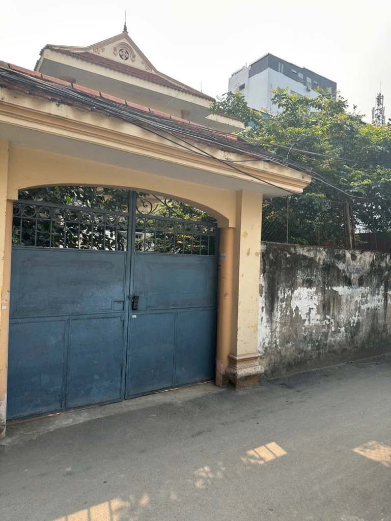 Bán nhà Nguyễn Trãi - diện tích 215m2 2 tầng - Lô góc - giá 58 tỷ