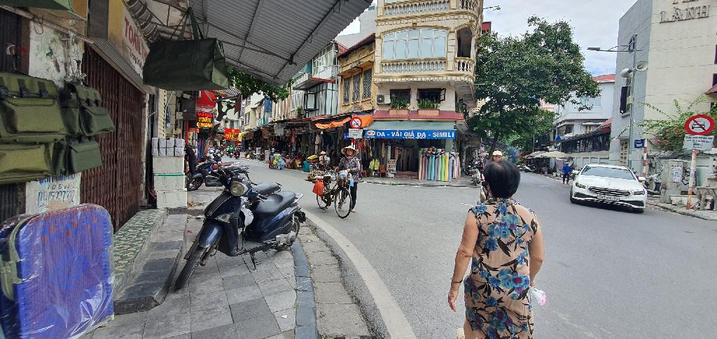 Bán nhà Hà Trung - diện tích 61.7m2 2 tầng - mặt phố - giá 58,5 tỷ