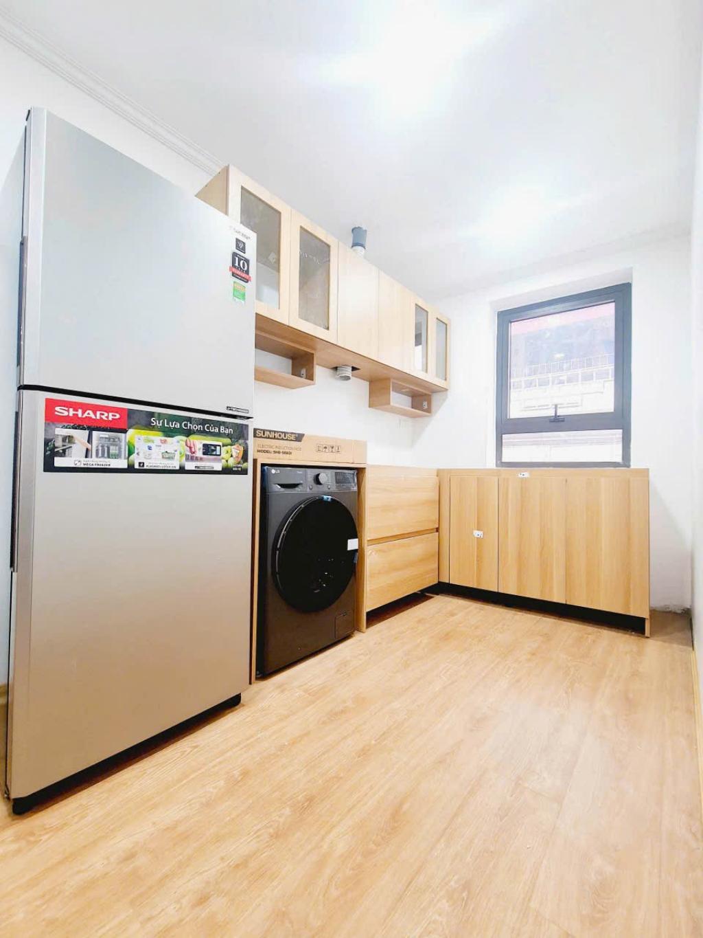 Bán nhà Yên Lạc - diện tích 150m2 7 tầng - Ô TÔ TẢI VÀO NHÀ - giá 52,5 tỷ