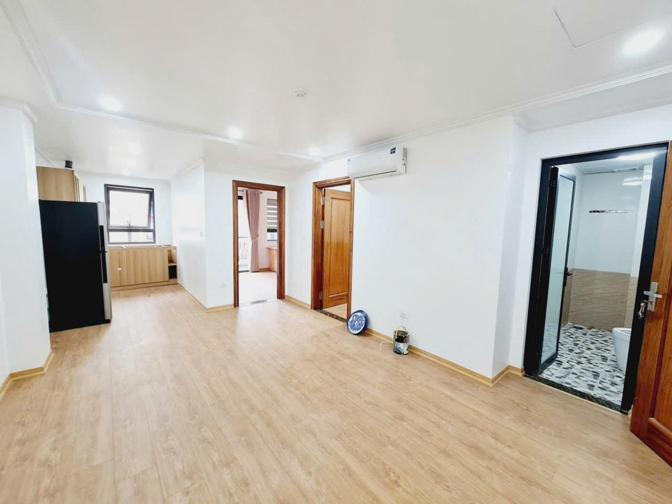 Bán nhà Yên Lạc - diện tích 150m2 7 tầng - Ô TÔ TẢI VÀO NHÀ - giá 52,5 tỷ