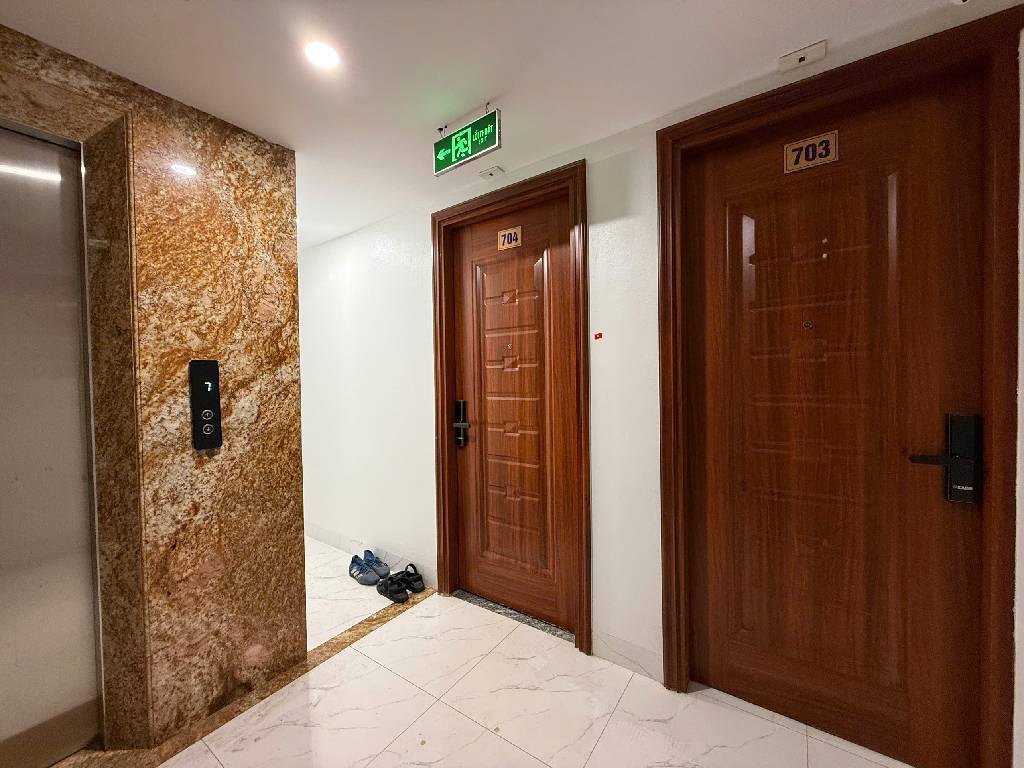 Bán nhà Khương Trung - diện tích 112m2 8 tầng - ô tô vào nhà - giá 37 tỷ