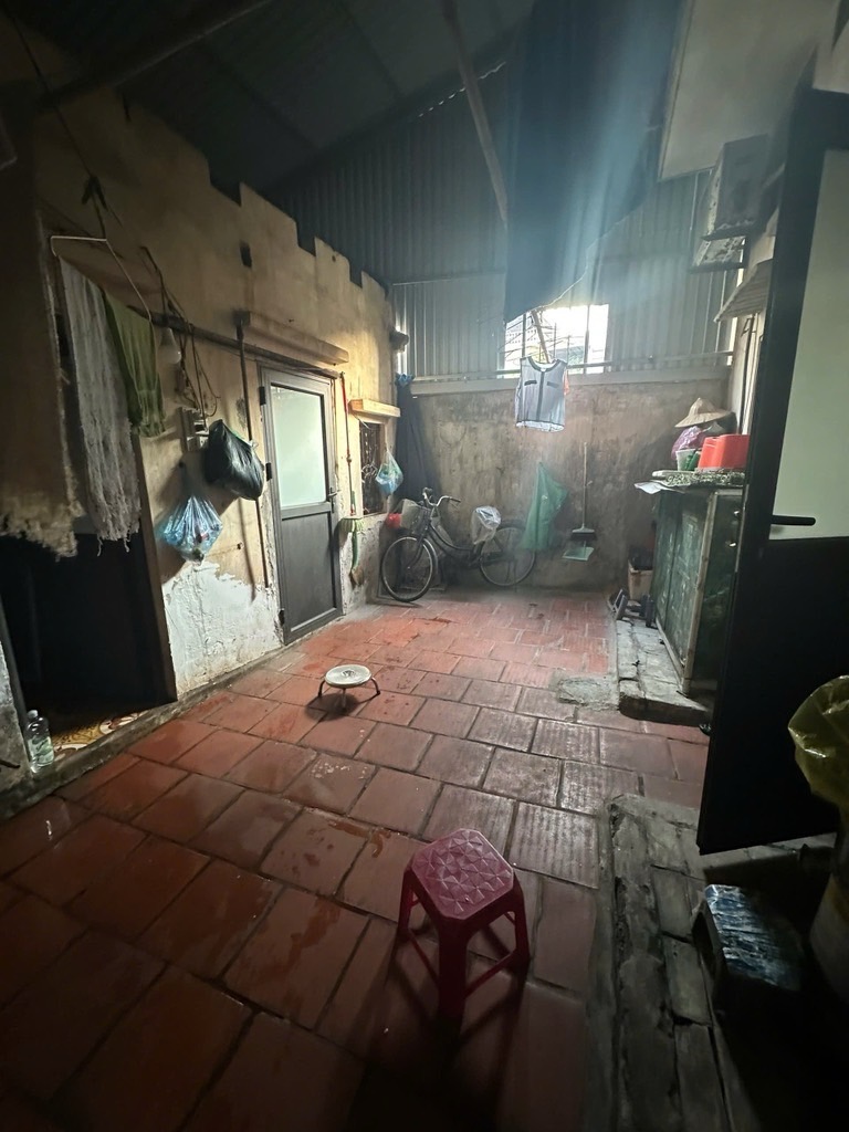 Bán nhà Tứ Hiệp - diện tích 99.2m2 1 tầng - Mặt phố kinh doanh sầm uất - giá 32 tỷ