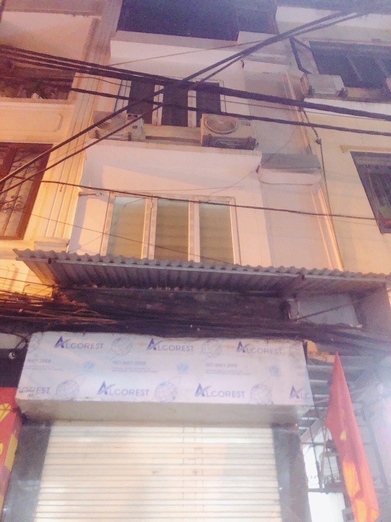 Bán nhà Giáp Bát - diện tích 49m2 4 tầng - Mặt phố kinh doanh đỉnh - giá 14 tỷ