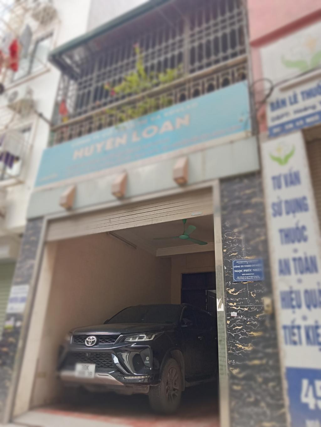 Bán nhà Định Công Hạ - diện tích 103m2 4 tầng - Ô TÔ TRÁNH NHAU - giá 27 tỷ