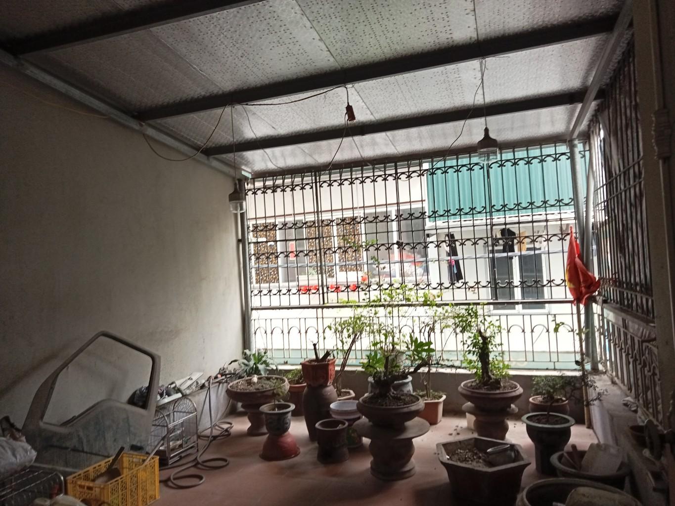 Bán nhà Định Công Hạ - diện tích 103m2 4 tầng - Ô TÔ TRÁNH NHAU - giá 27 tỷ