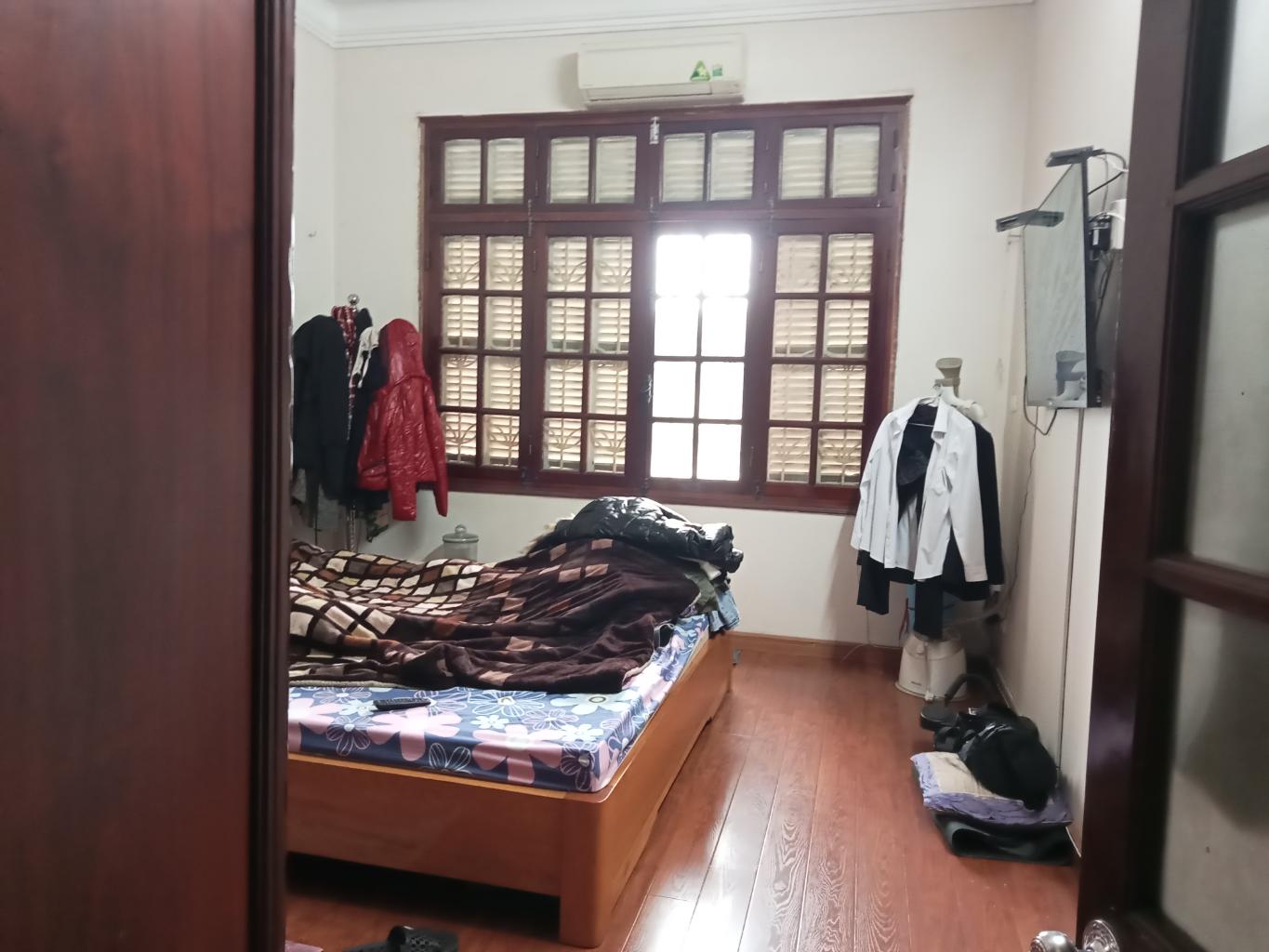 Bán nhà Định Công Hạ - diện tích 103m2 4 tầng - Ô TÔ TRÁNH NHAU - giá 27 tỷ