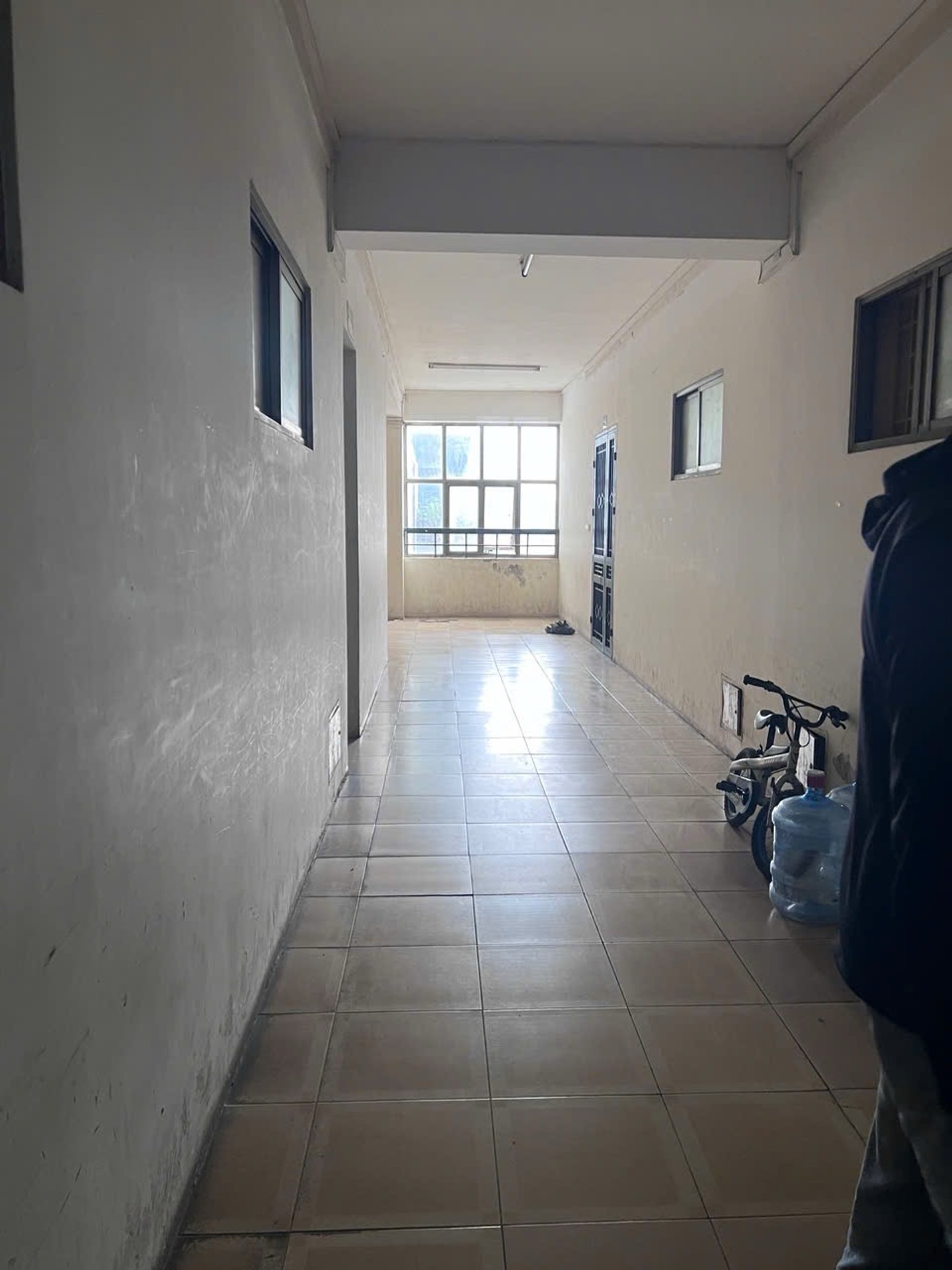 Bán nhà Nơ 21 KĐT Pháp Vân Trần Thủ Độ - diện tích 76m2 1 tầng - Căn hộ 3 phòng ngủ view vườn hoa thoáng mát - giá 5 tỷ