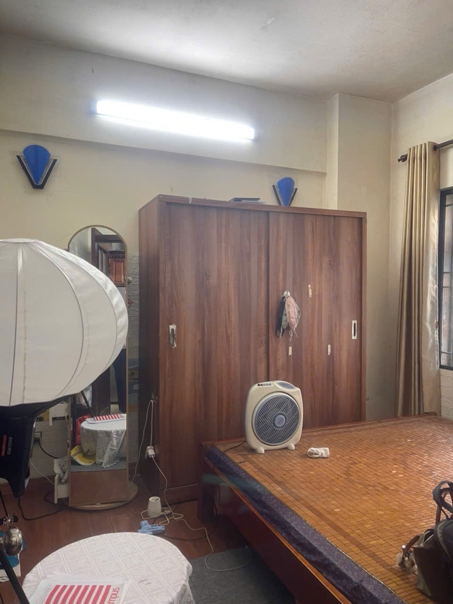 Bán nhà Nơ 21 KĐT Pháp Vân Trần Thủ Độ - diện tích 76m2 1 tầng - Căn hộ 3 phòng ngủ view vườn hoa thoáng mát - giá 5 tỷ