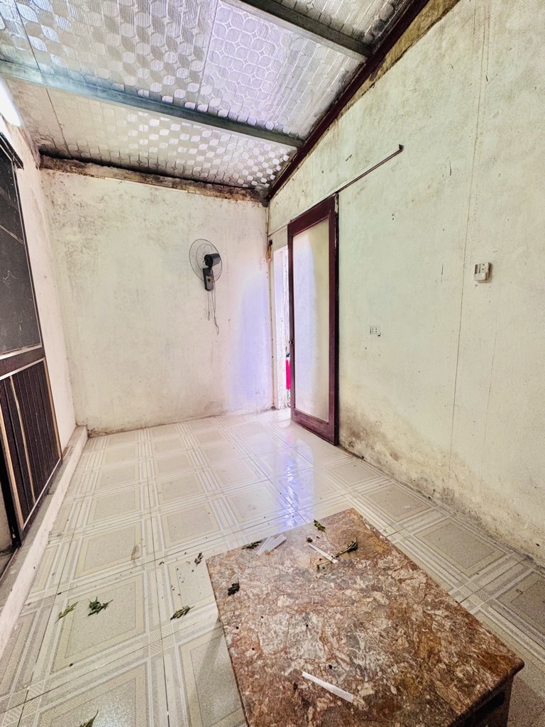 Bán nhà Hoàng Mai - diện tích 70m2 2.5 tầng - Gần trường chợ - giá 6,38 tỷ