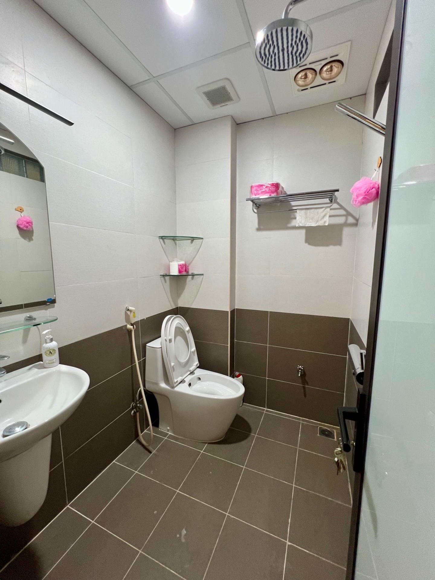 Bán nhà Nguyễn Ngọc Nại - diện tích 75m2 4 tầng - Mặt phố kinh doanh đỉnh - giá 25 tỷ