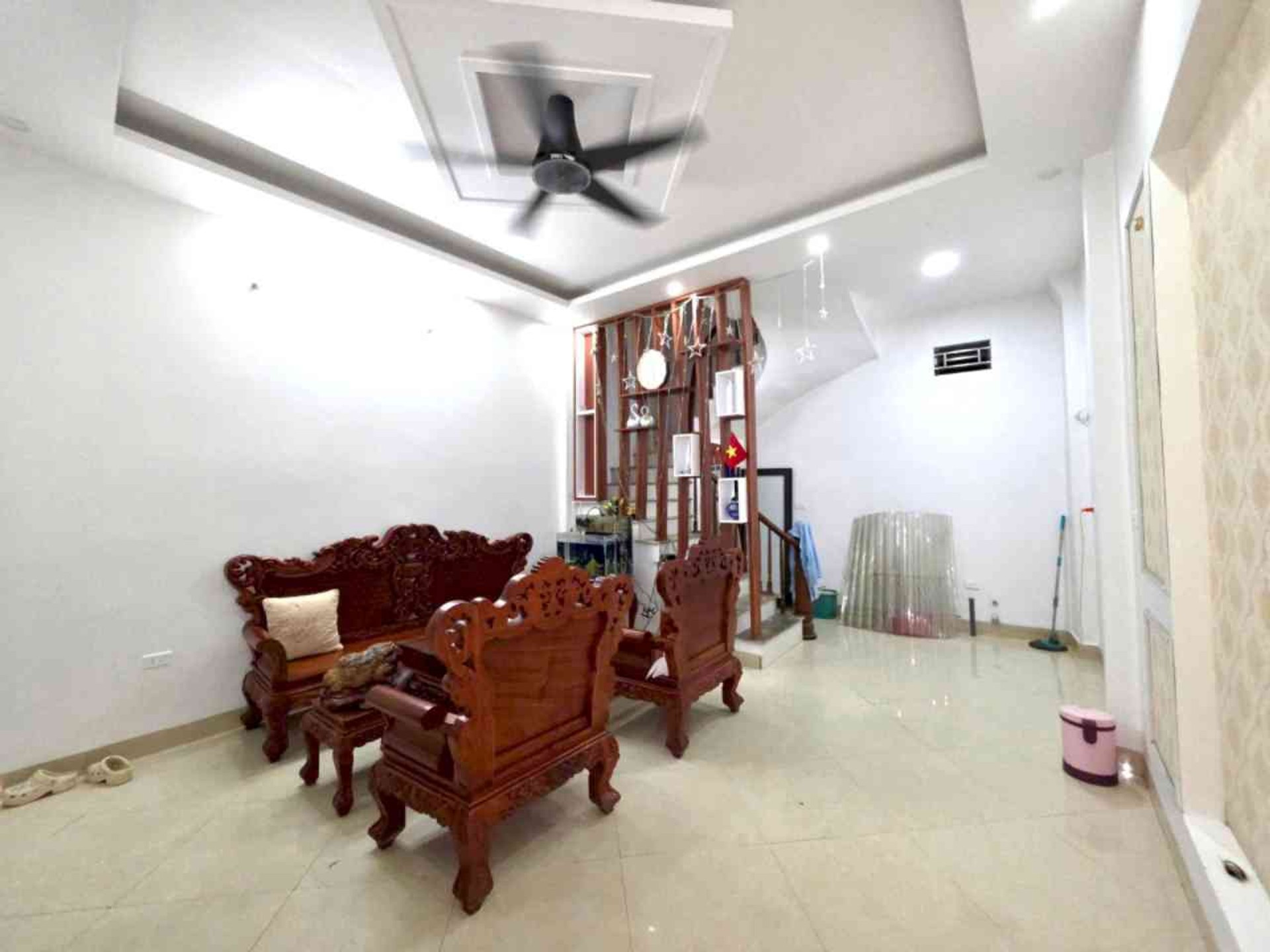 Bán nhà Kim Giang - diện tích 30m2 5 tầng - gần ô tô - giá 7,8 tỷ