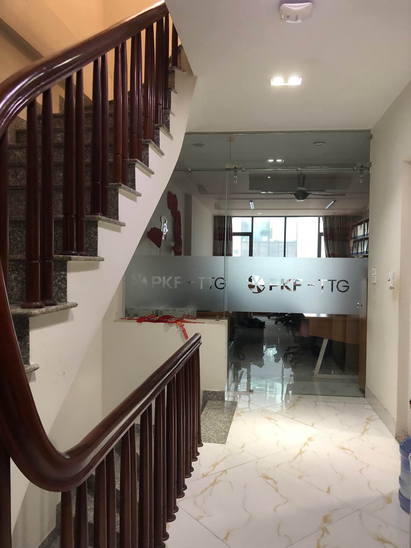 Bán nhà Lê Trọng Tấn - diện tích 92m2 7 tầng - Mặt phố VIP - giá 53,8 tỷ