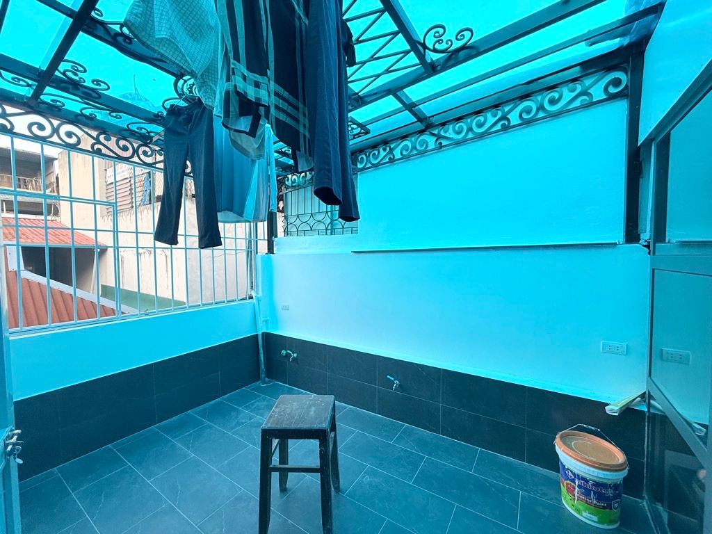 Bán nhà Hoàng Mai - diện tích 58m2 4 tầng - Ô tô đỗ tránh - giá 16 tỷ