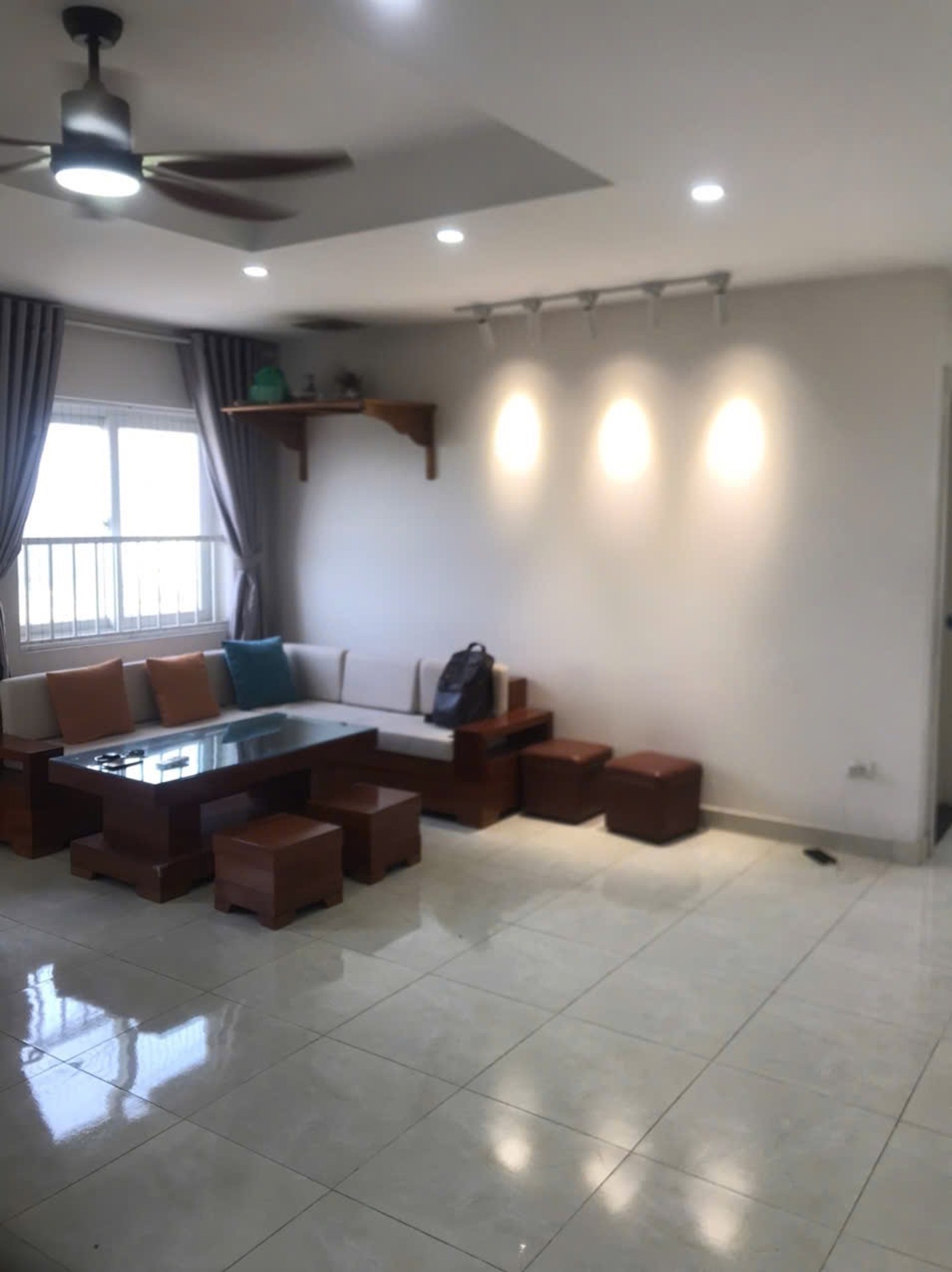 Bán nhà Ngọc Hồi - diện tích 77m2 1 tầng - Lô góc - giá 5,4 tỷ