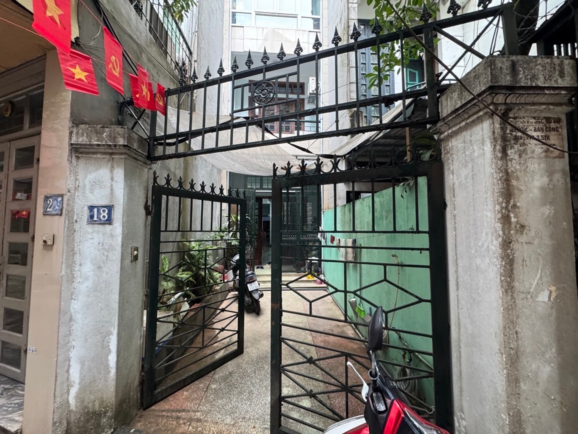 Bán nhà La Thành - diện tích 95m2 4 tầng - Ô tô tránh - giá 29 tỷ