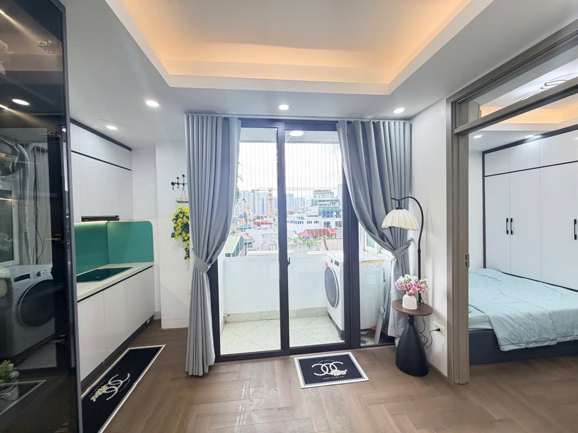 Bán nhà Khương Đình - diện tích 50m2 8 tầng - Mặt Phố Chính Xe Buyt đỗ - giá 2,3 tỷ