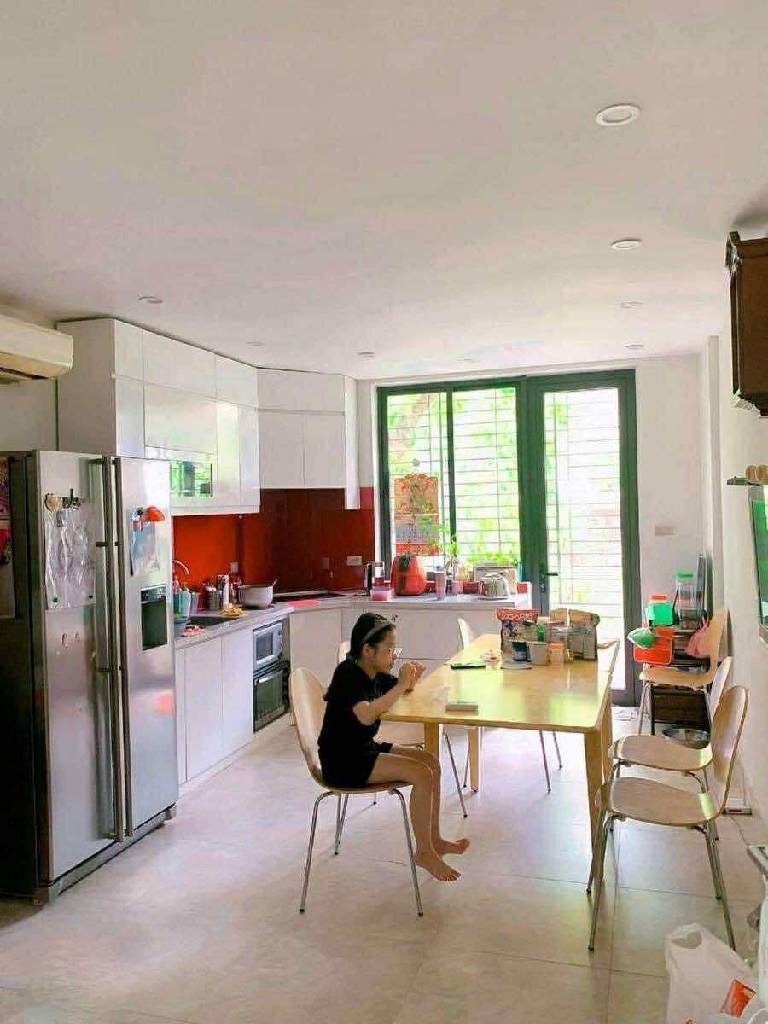 Bán nhà Tạ Quang Bửu - diện tích 70m2 6 tầng - ô tô tránh - giá 31 tỷ