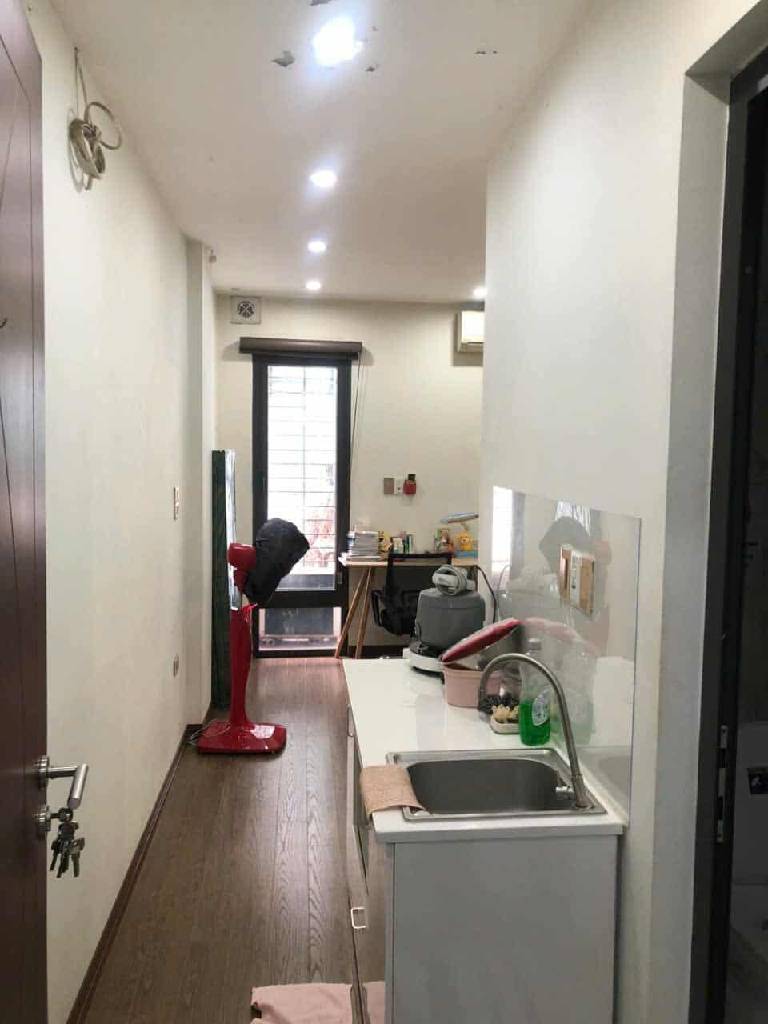 Bán nhà Tạ Quang Bửu - diện tích 70m2 6 tầng - ô tô tránh - giá 31 tỷ