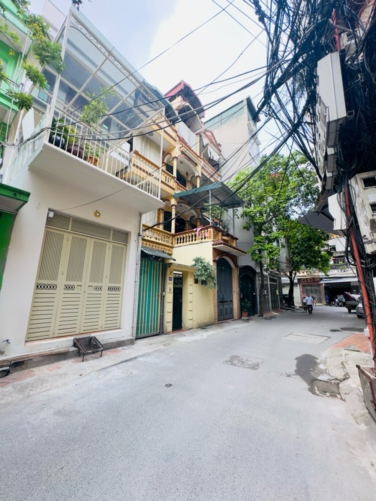 Bán nhà Bùi Xương Trạch - diện tích 82m2 3 tầng - ô tô tránh - giá 18,5 tỷ