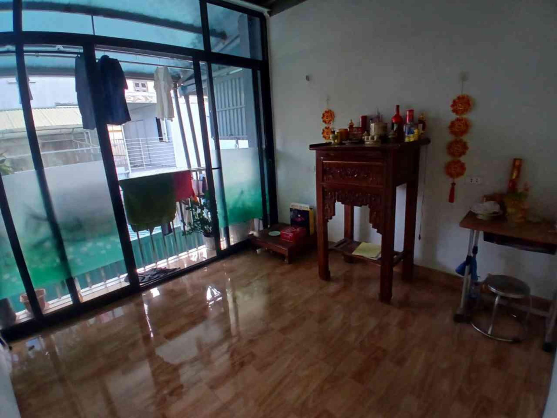 Bán nhà Lĩnh Nam - diện tích 30m2 3 tầng - Nhà đẹp hiếm có - giá 4 tỷ