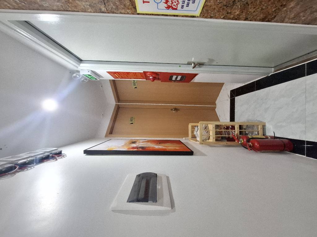 Bán nhà Pháo Đài Láng - diện tích 80m2 7 tầng - Căn hộ dịch vụ cho thuê - giá 26 tỷ