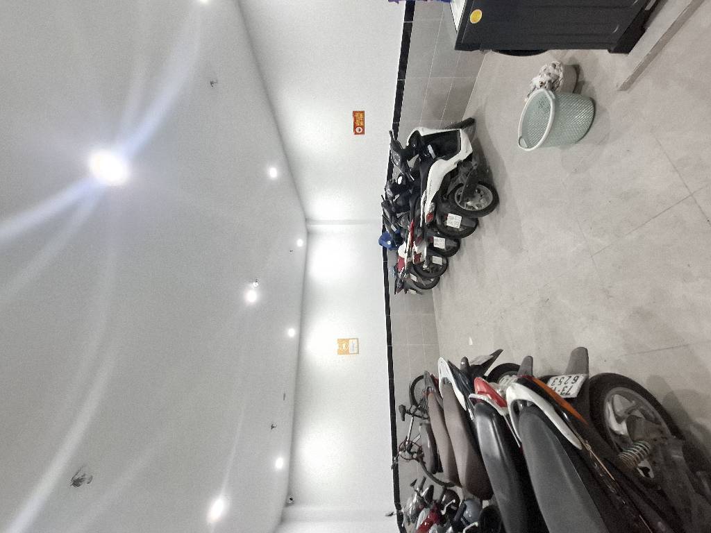 Bán nhà Pháo Đài Láng - diện tích 80m2 7 tầng - Căn hộ dịch vụ cho thuê - giá 26 tỷ