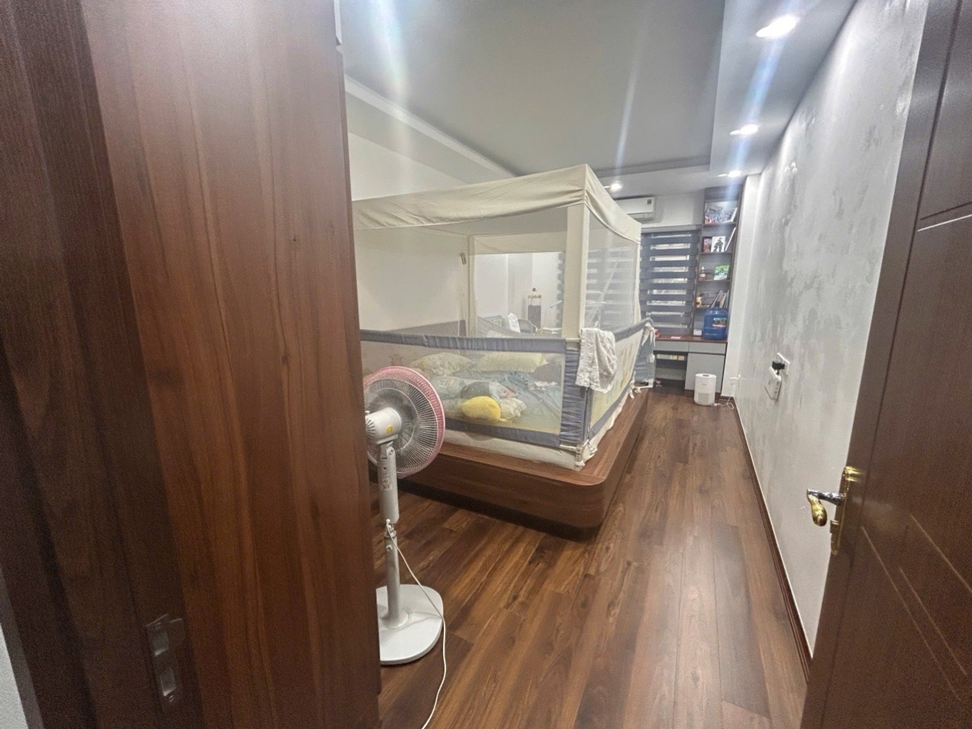 Bán nhà Nhân Hòa - diện tích 30m2 5 tầng - Ô tô đỗ cửa - giá 10 tỷ