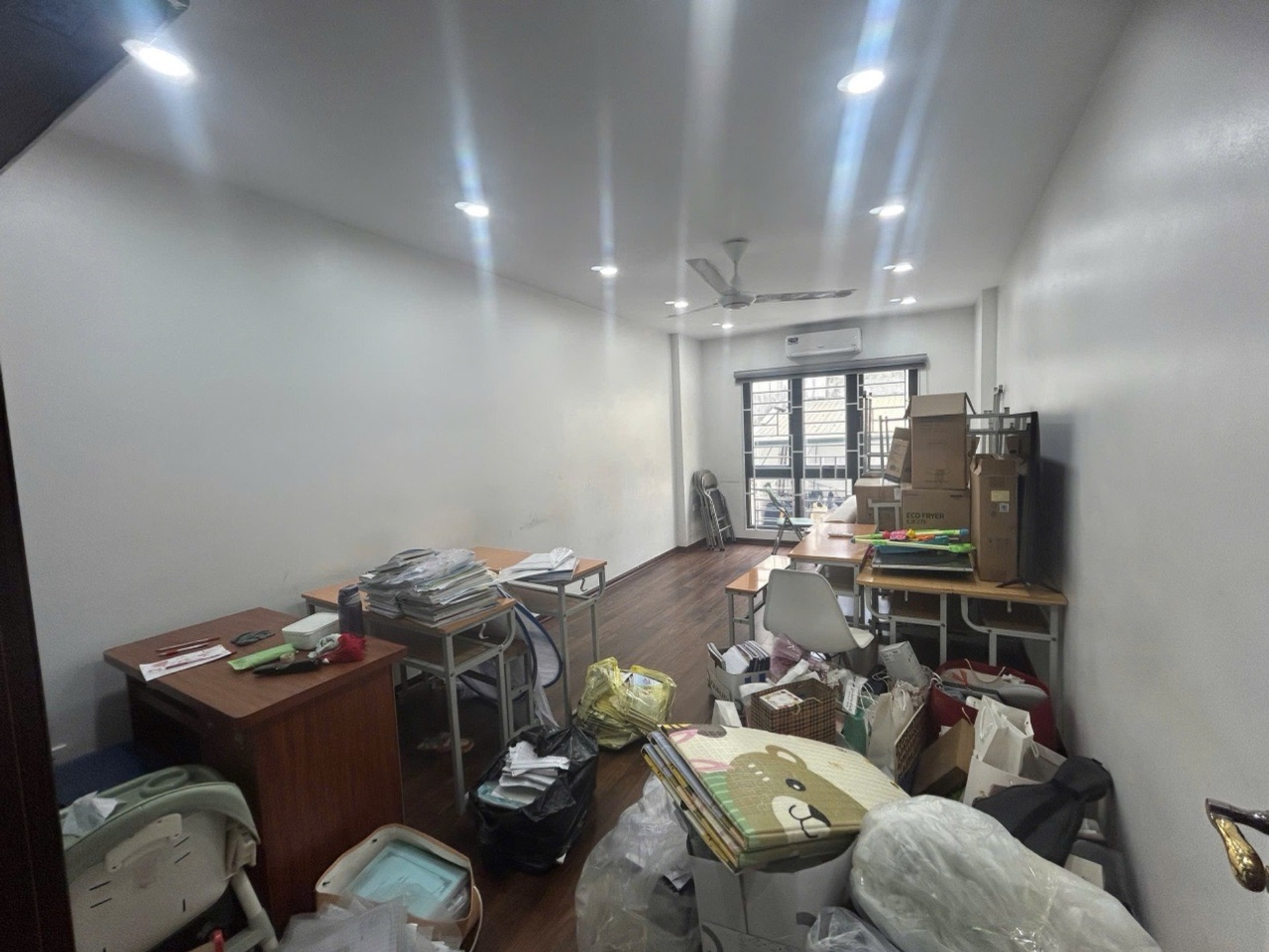 Bán nhà Nhân Hòa - diện tích 30m2 5 tầng - Ô tô đỗ cửa - giá 10 tỷ