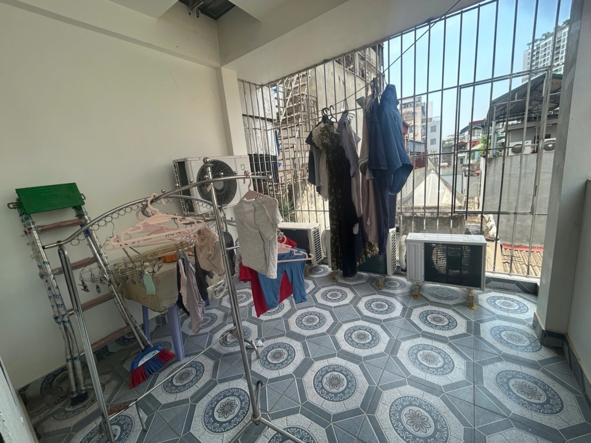 Bán nhà Nhân Hòa - diện tích 30m2 5 tầng - Ô tô đỗ cửa - giá 10 tỷ
