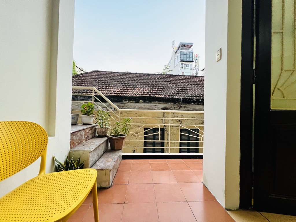 Bán nhà Tuệ Tĩnh - diện tích 79.2m2 4 tầng - 3 mặt thoáng - giá 32 tỷ