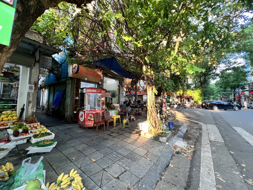 Bán nhà Tuệ Tĩnh - diện tích 79.2m2 4 tầng - 3 mặt thoáng - giá 32 tỷ