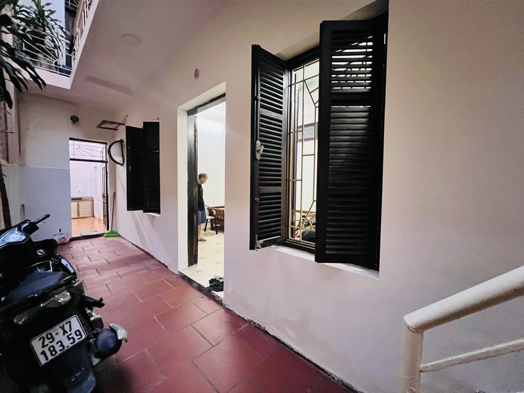 Bán nhà Tuệ Tĩnh - diện tích 79.2m2 4 tầng - 3 mặt thoáng - giá 32 tỷ