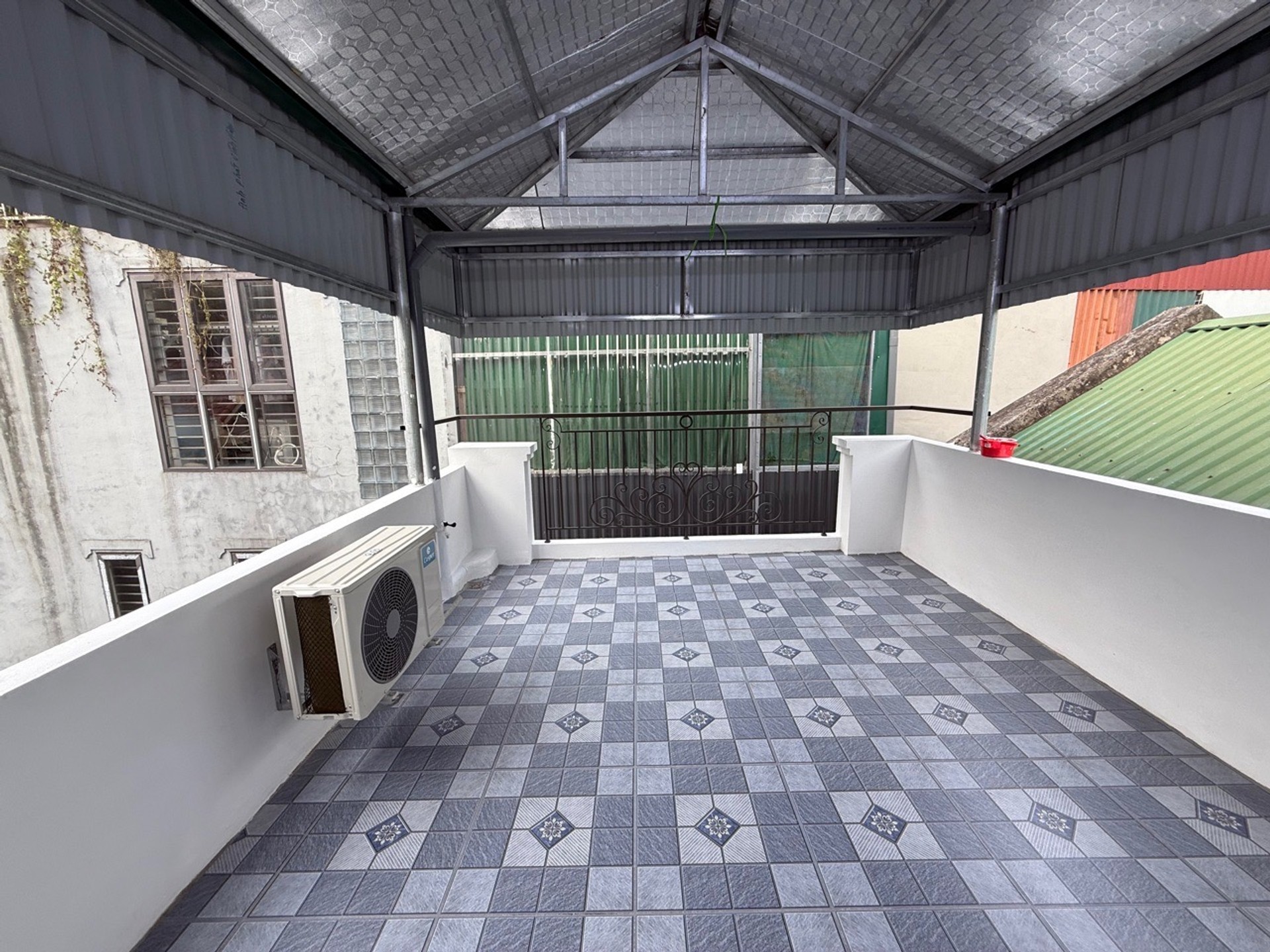 Bán nhà Nguyễn Văn Viên - diện tích 35m2 5 tầng - Nhà đẹp ở luôn - giá 10,5 tỷ