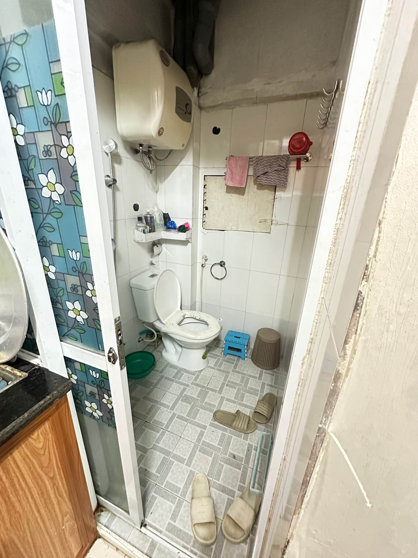 Bán nhà 24 - diện tích 24m2 3 tầng - Nhà cũ, chủ xác định bán đất tặng nhà - giá 6,4 tỷ