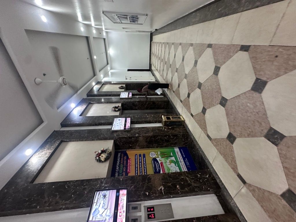Bán nhà Lĩnh Nam - diện tích 104m2 26 tầng - view đẹp, thiết kế hiện đại - giá 8,6 tỷ