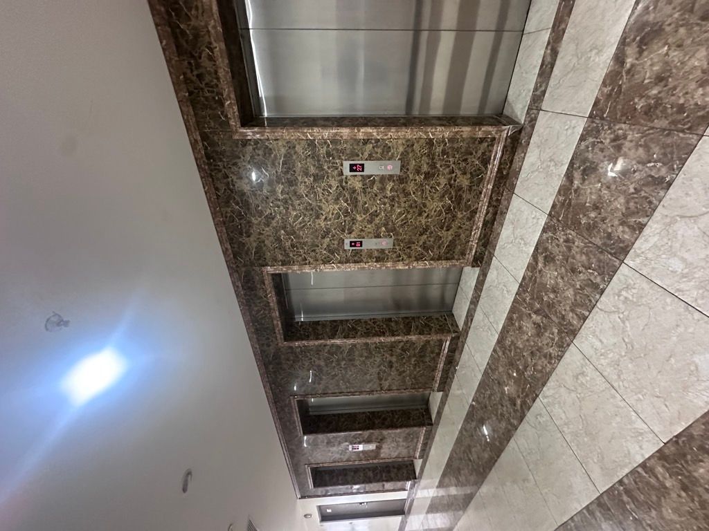 Bán nhà Lĩnh Nam - diện tích 104m2 26 tầng - view đẹp, thiết kế hiện đại - giá 8,6 tỷ