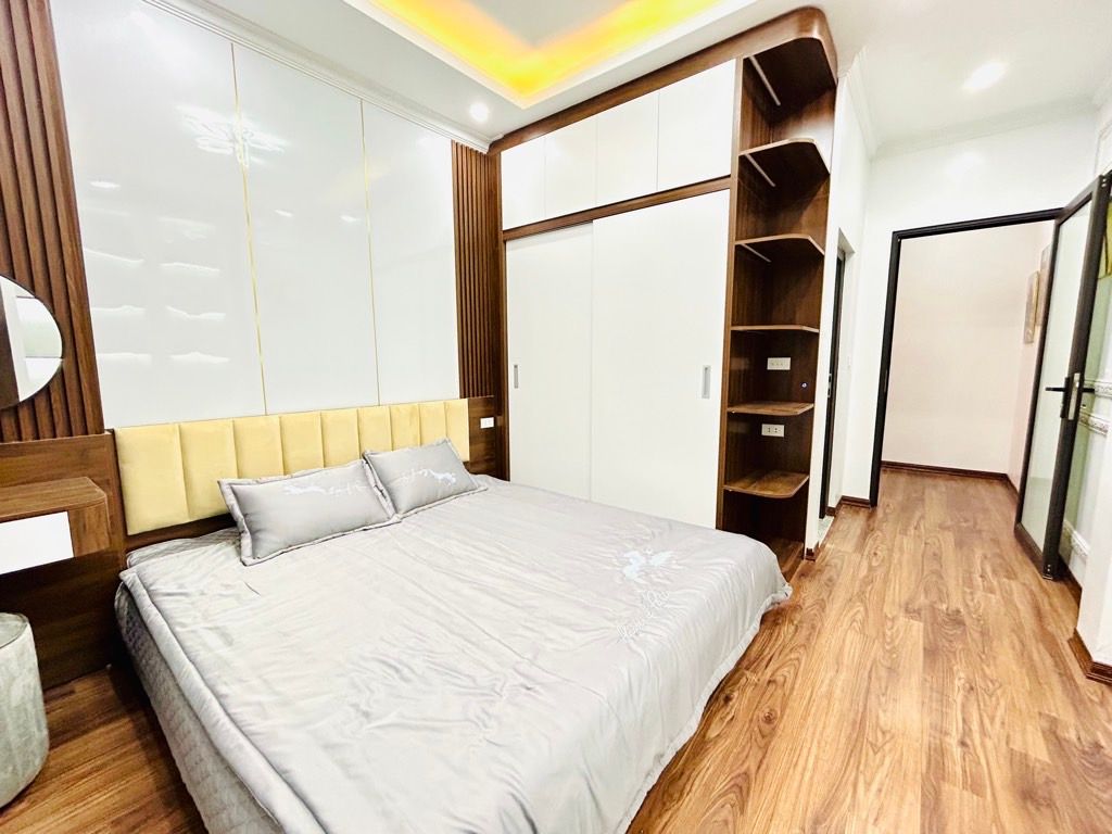Bán nhà Vân Đồn - diện tích 27m2 5 tầng - Cực hiếm nhà bán - giá 7,3 tỷ