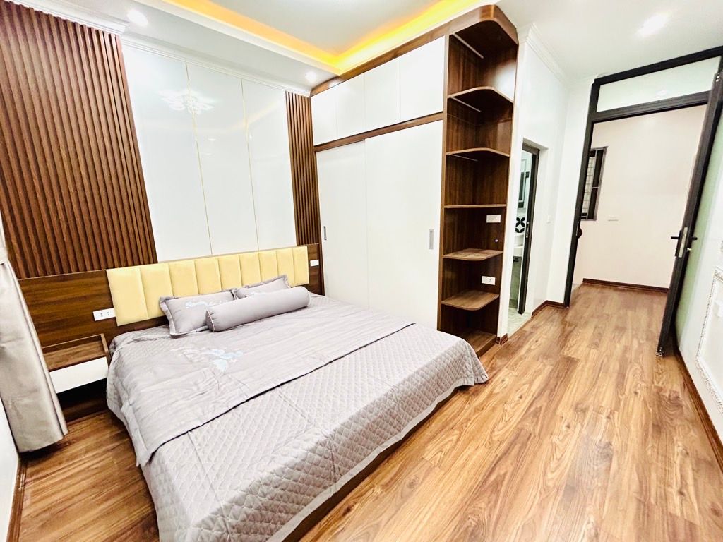 Bán nhà Vân Đồn - diện tích 27m2 5 tầng - Cực hiếm nhà bán - giá 7,3 tỷ