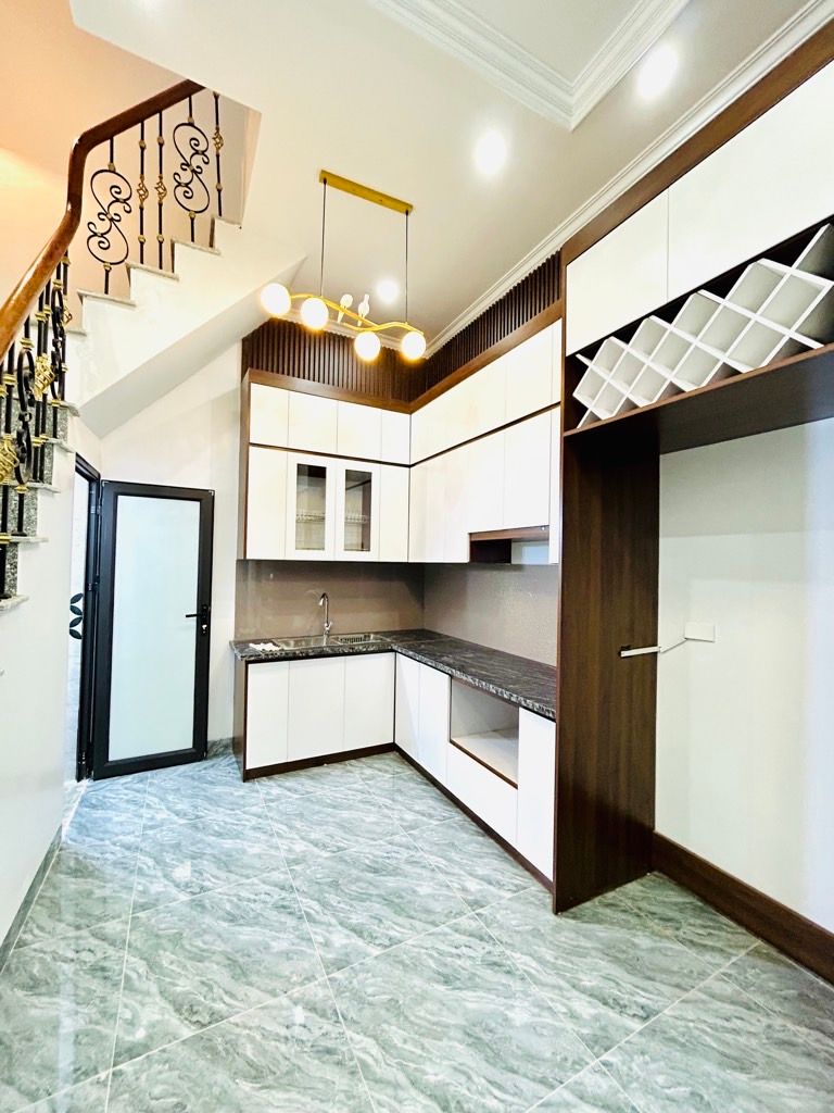 Bán nhà Vân Đồn - diện tích 27m2 5 tầng - Cực hiếm nhà bán - giá 7,3 tỷ