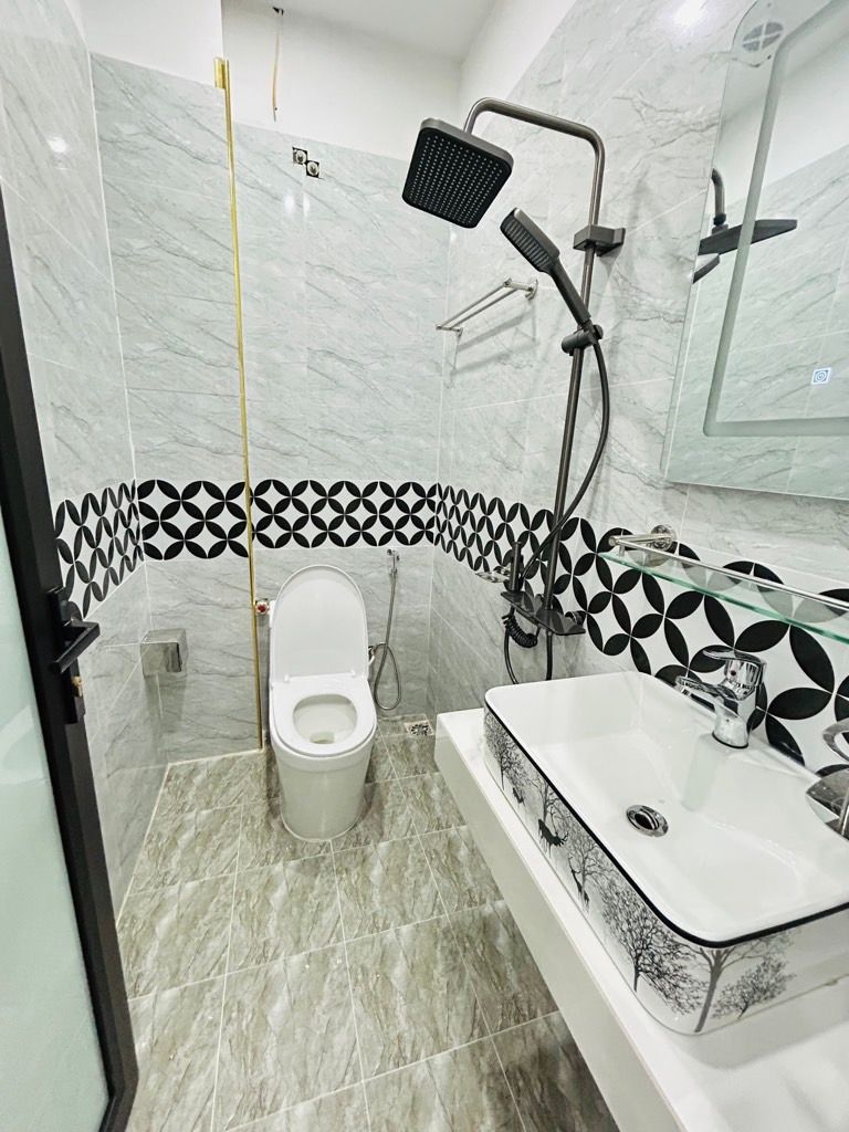 Bán nhà Vân Đồn - diện tích 27m2 5 tầng - Cực hiếm nhà bán - giá 7,3 tỷ
