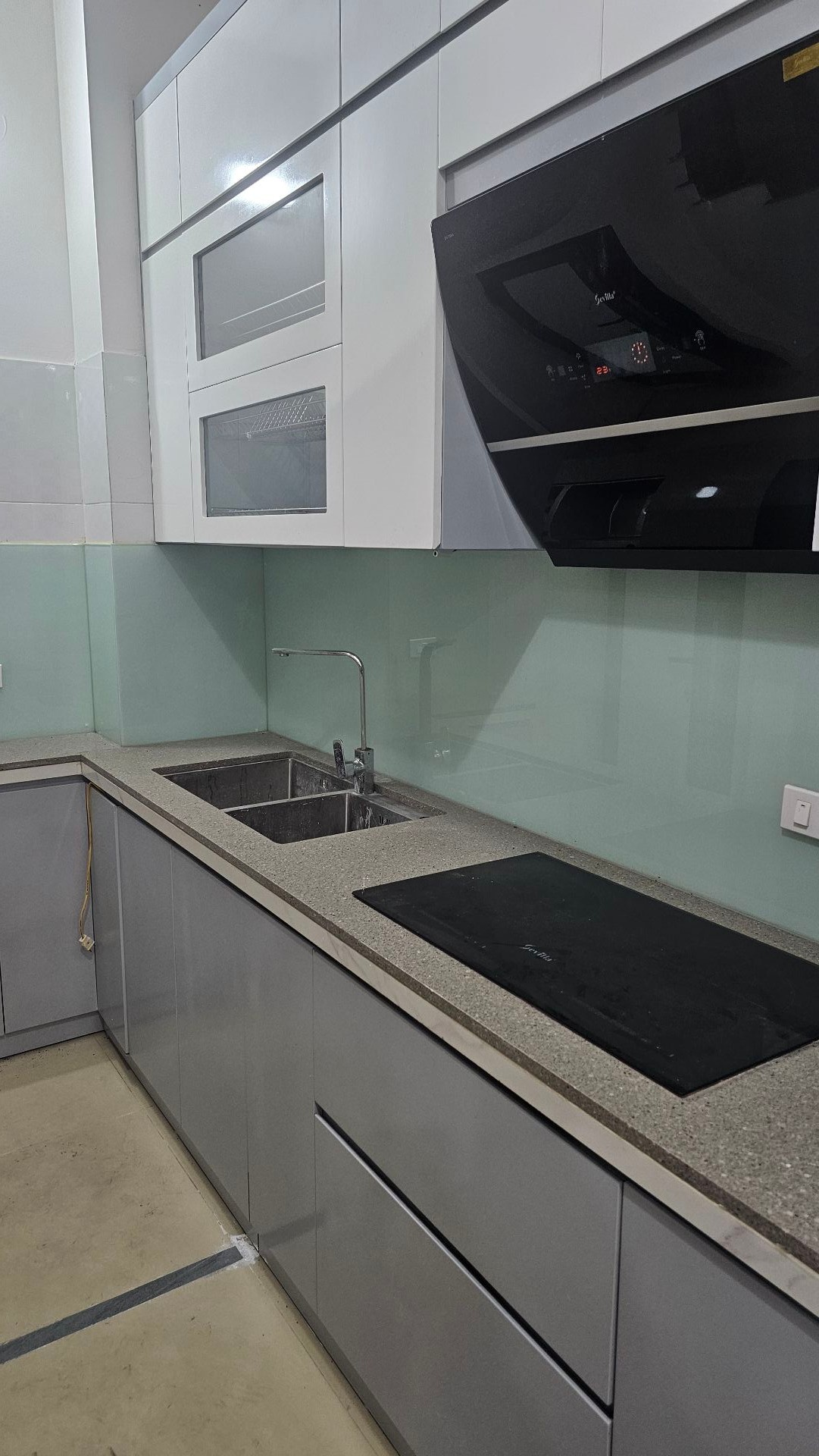 Bán nhà Vĩnh Hưng - diện tích 31m2 5 tầng - Ô tô đỗ cổng - giá 7,5 tỷ