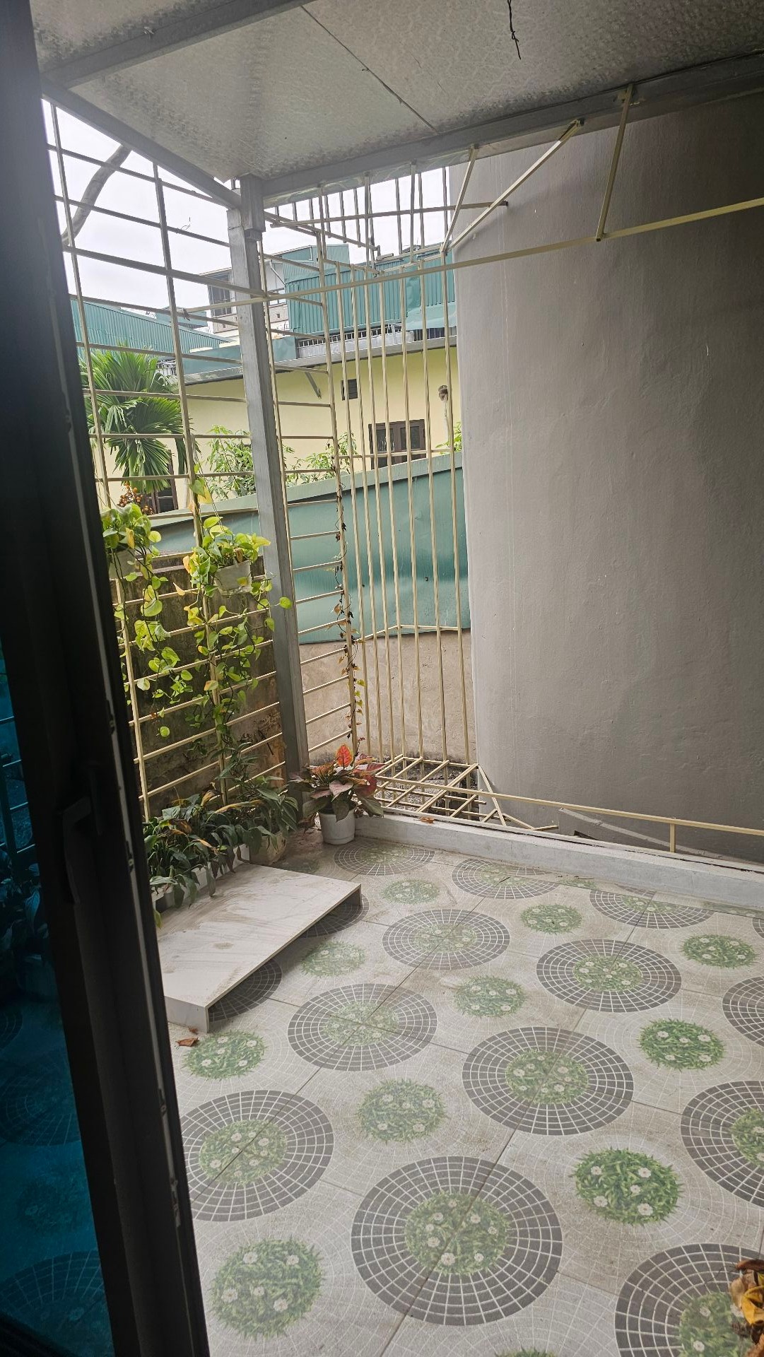 Bán nhà Vĩnh Hưng - diện tích 31m2 5 tầng - Ô tô đỗ cổng - giá 7,5 tỷ