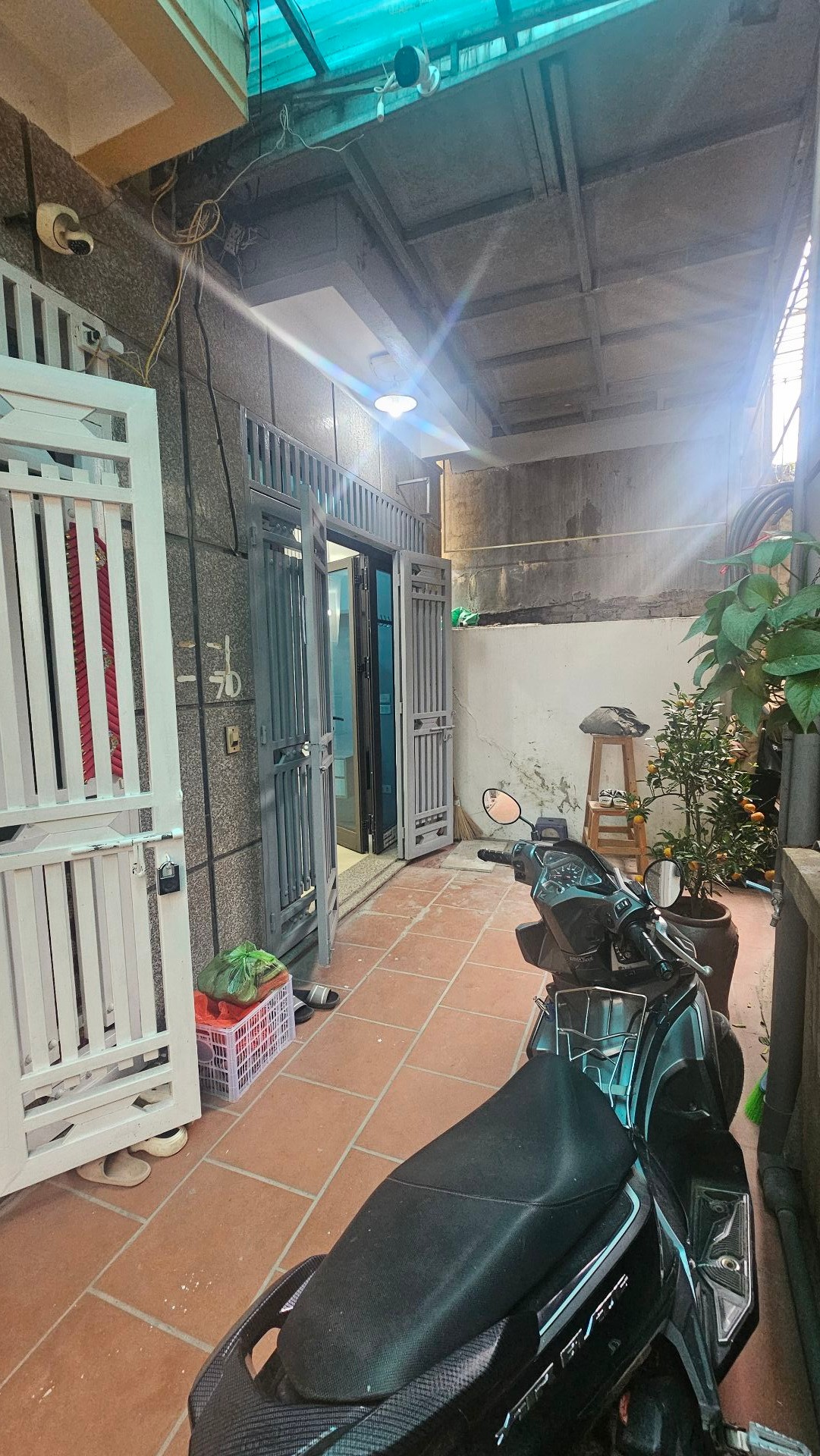 Bán nhà Vĩnh Hưng - diện tích 31m2 5 tầng - Ô tô đỗ cổng - giá 7,5 tỷ