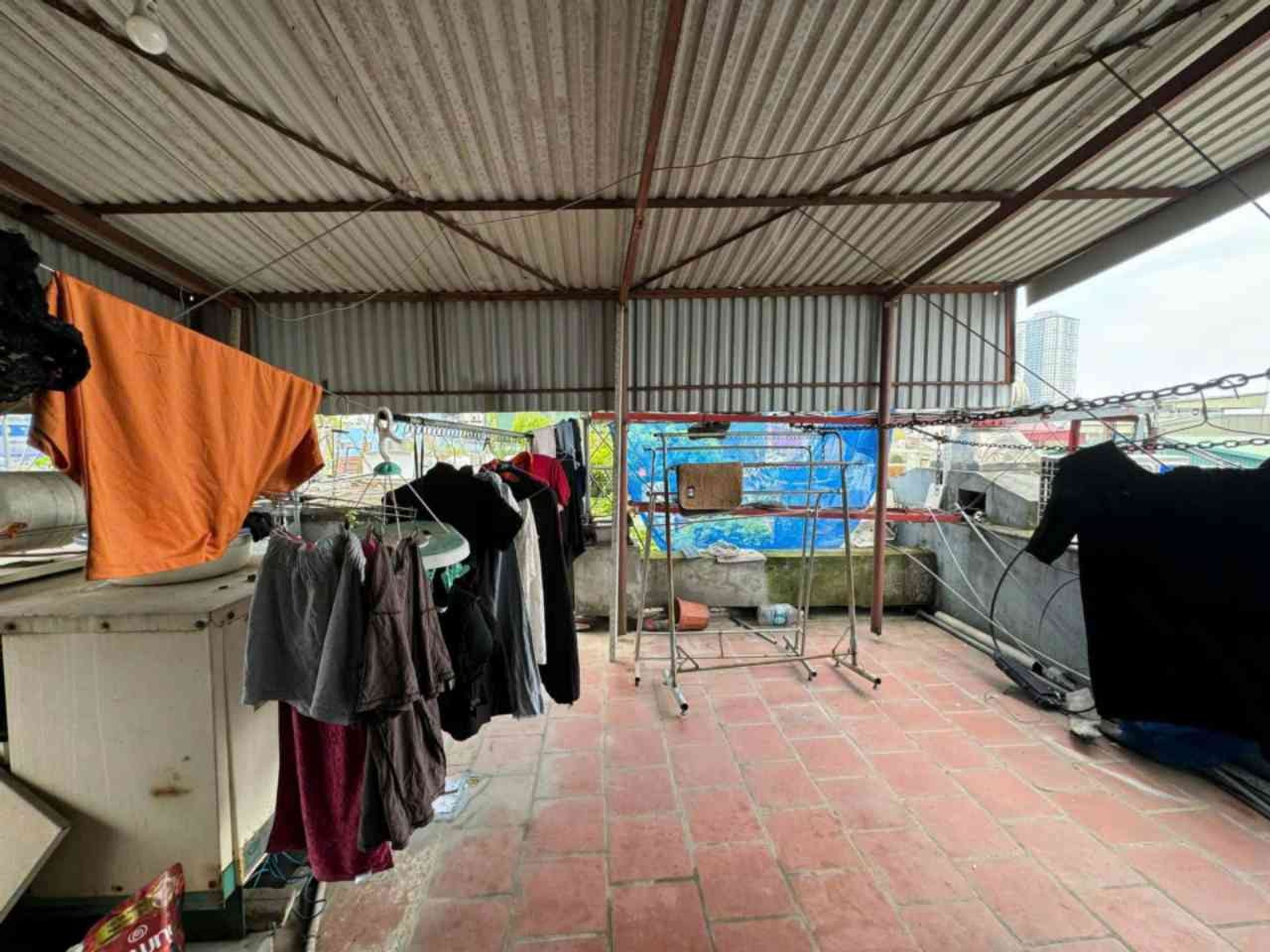Bán nhà Kim Giang - diện tích 145m2 7 tầng - ô tô vào nhà - giá 27 tỷ