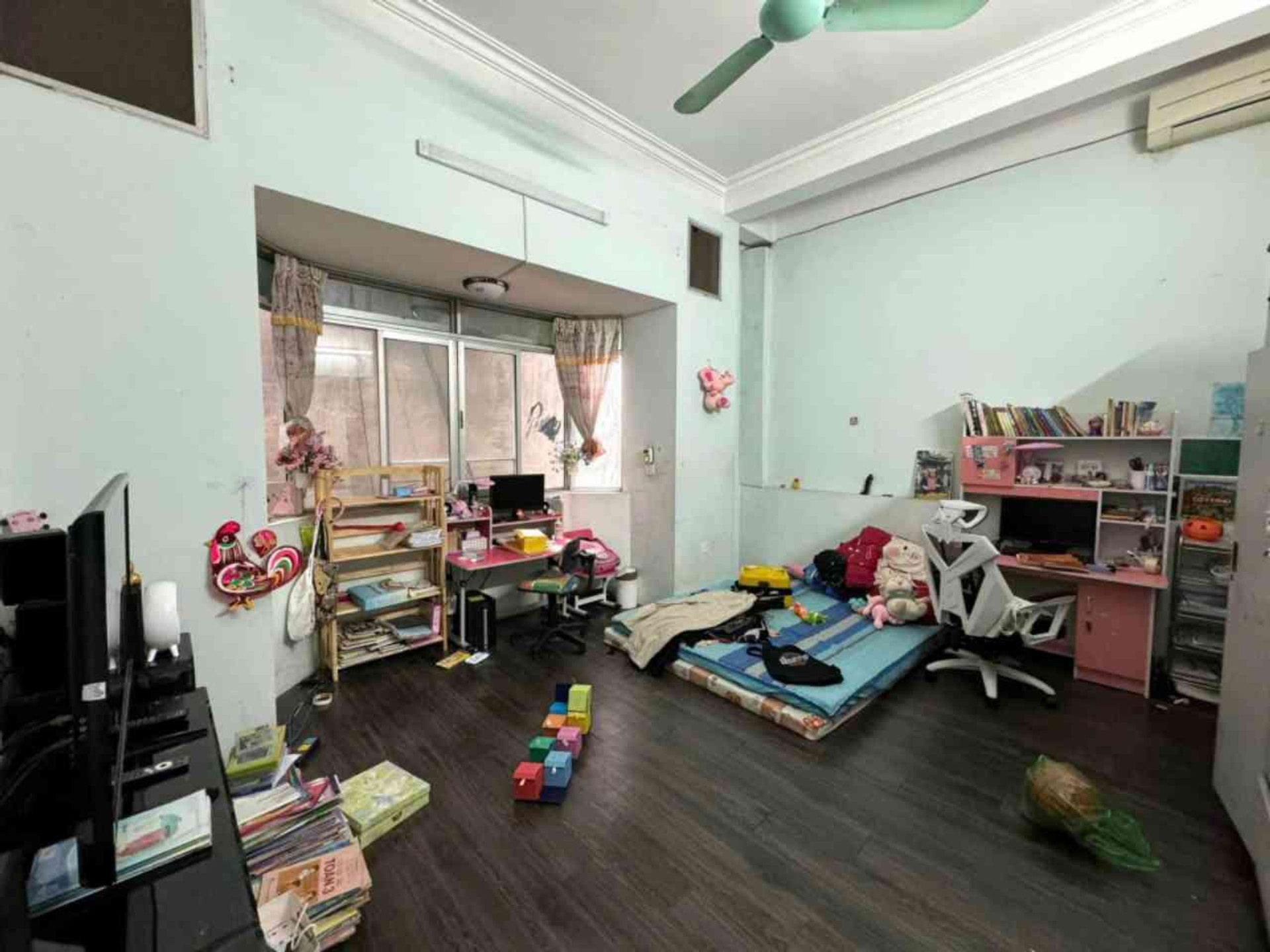 Bán nhà Kim Giang - diện tích 145m2 7 tầng - ô tô vào nhà - giá 27 tỷ